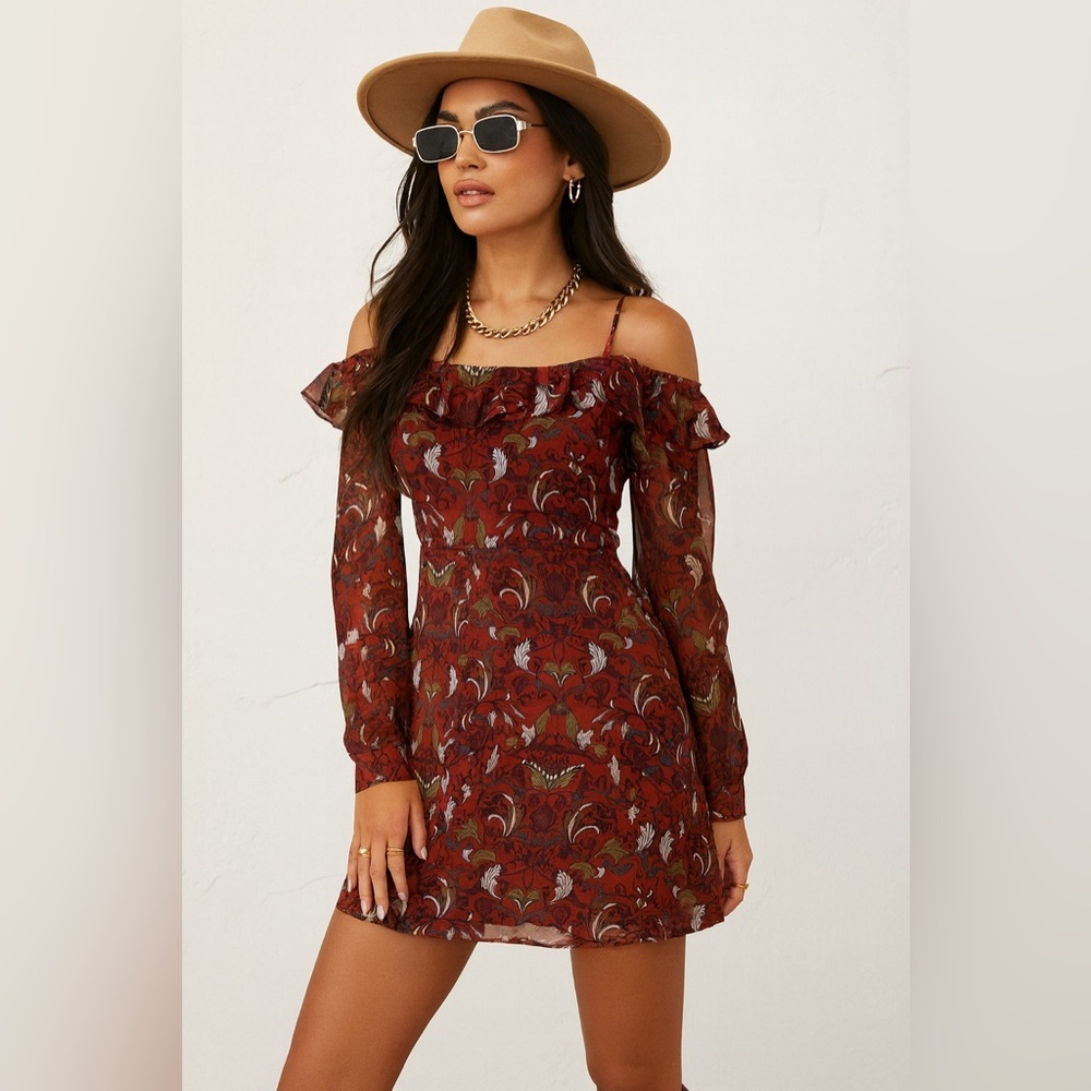 🏷️ 5 for $25 - LUMIERE Cold Shoulder Dress